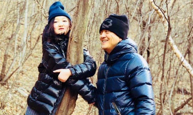 王菲|同样是自己的女儿，为什么王菲只“争”窦靖童，不“抢”李嫣呢？