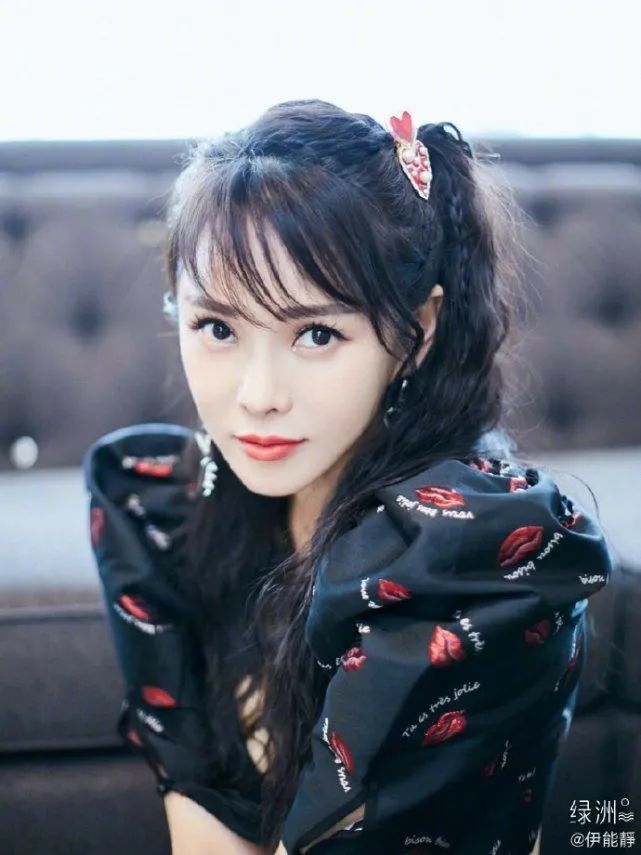 伊能静|娱乐圈女油王？身材冻龄了，内在却愈发油腻……