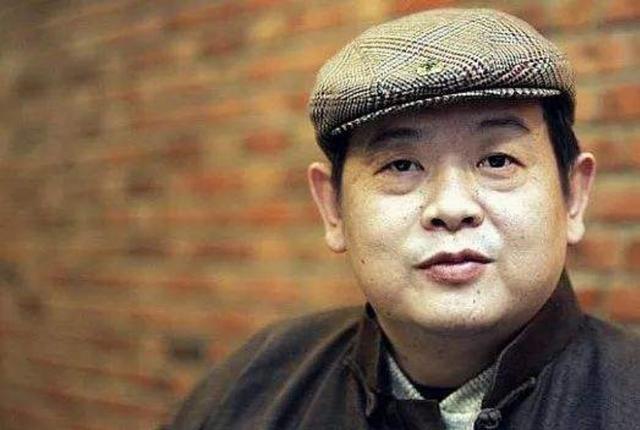 傅彪|被“兄弟”坑惨，为人仗义的傅彪，去世后把人脉留给了儿子