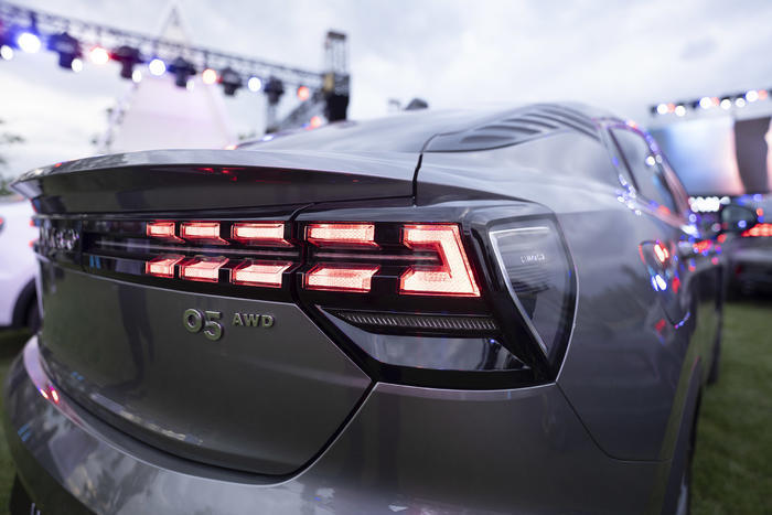 极致的国货之光领克05滇池之行