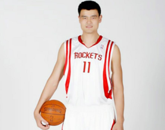 有种基因遗传叫姚明10岁姚沁蕾身高超过170全家都是大长腿