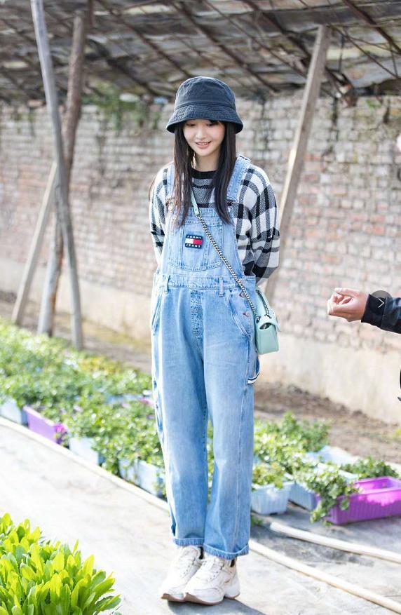 阔腿裤彻底退位了今开始流行键盘裤郑爽穿上太美