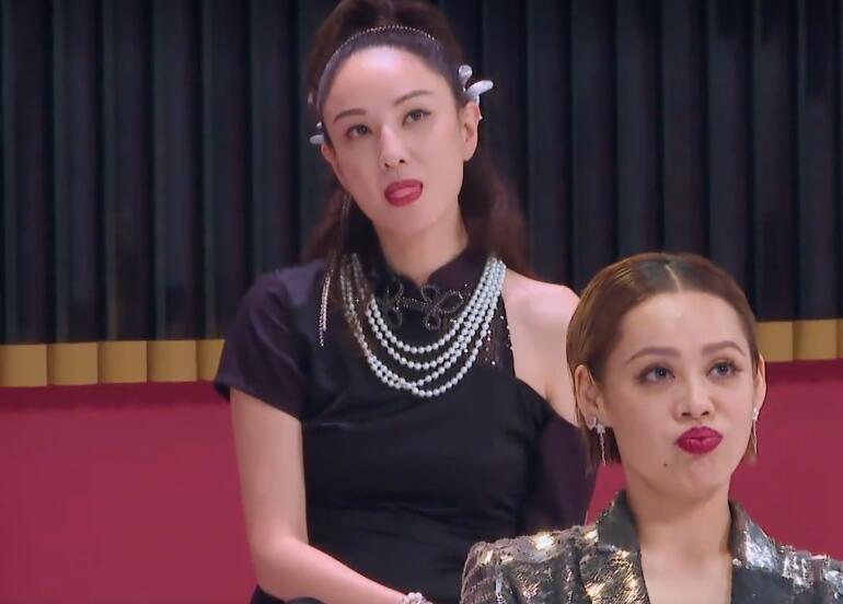 乘风破浪的姐姐|乘风破浪的姐姐三人成团夜，姐姐们同坐高脚凳，坐姿暴露真实性格