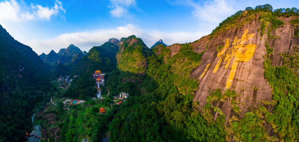 曲靖玉林山图片