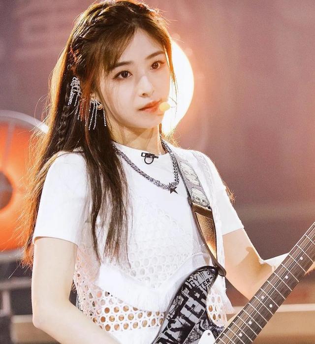 张含韵|浪姐首次个人排名出炉，万茜居榜首，旧日超女张含韵惨垫底