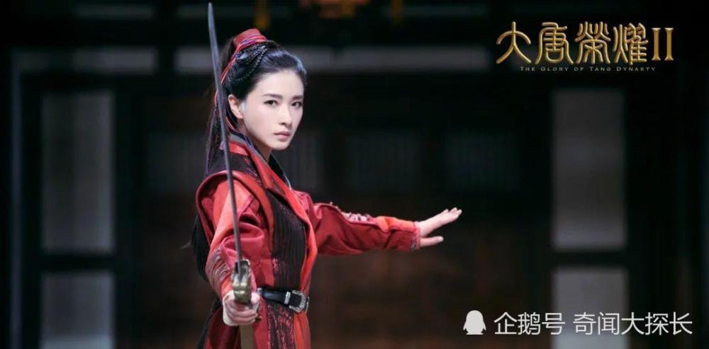 万茜|“乘风破浪”公演第一，38岁的万茜太可怕了