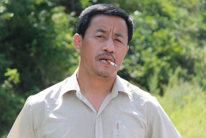 刘能|长贵确认王小利被替换？能接受编剧把刘能写死，但接受不了换人演