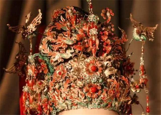 宋朝凤冠,如今收藏于美国,唱不尽的清平乐,道不尽的大宋风华