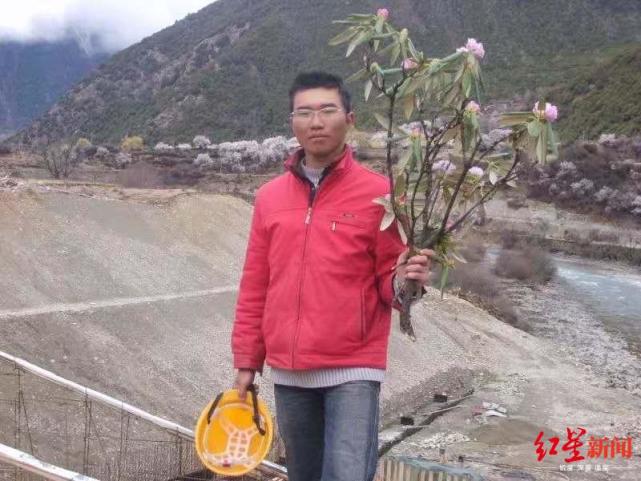 千万富翁破产卖冰粉-WordPress极简博客