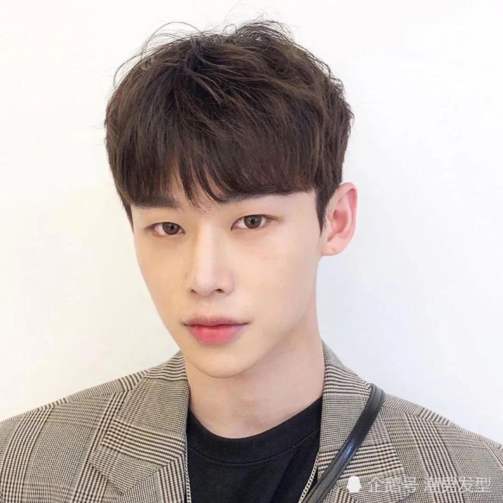 00后的你理发只会两边铲短20款时尚男生发型参考