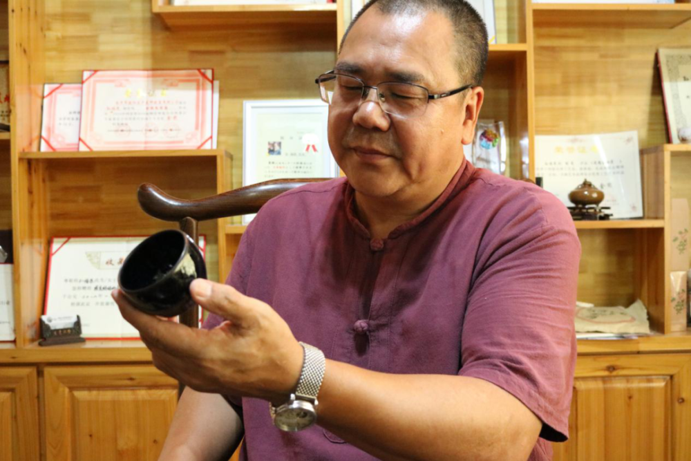 工艺美术|千彩凝宋韵，盏中宿流光