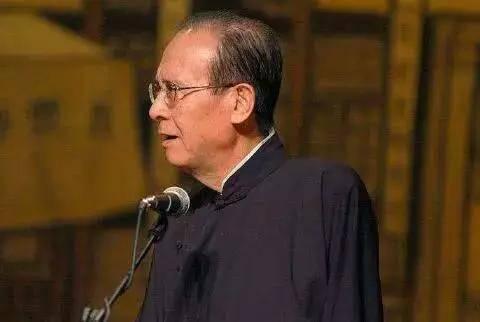 郭德纲|花光积蓄给德云社“垫背”，葬礼上的郭德纲：我看谁死得过张文顺