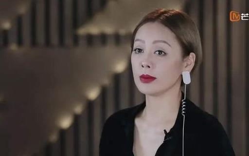 伊能静|王丽坤离开伊能静后变自信，全体导师赞扬，两个静姐人缘差异大