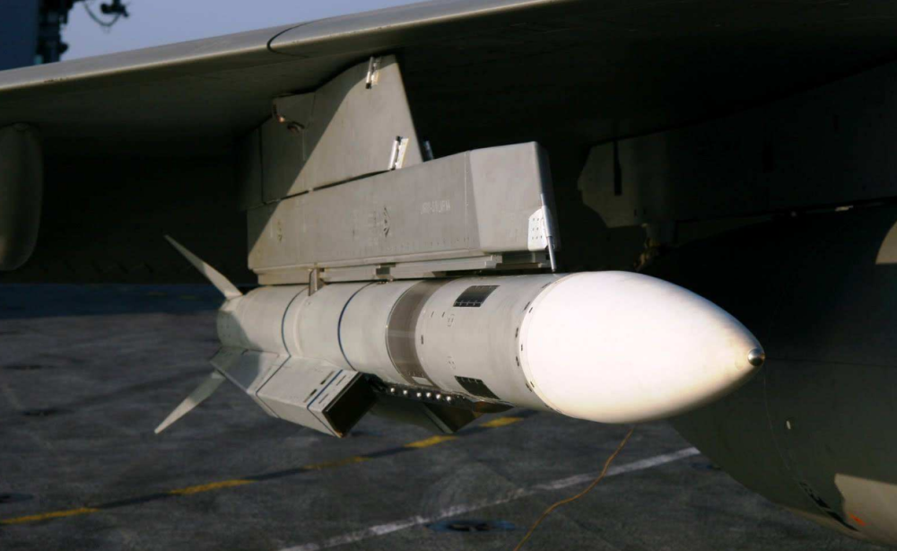 流星空空导弹特写