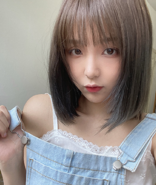 斗鱼又出现bug,小米粥被土豪打赏八百超火,人气热度破一亿!_腾讯新闻