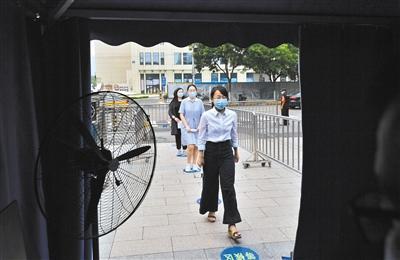 考生|丰台区最大考点进行全面消杀