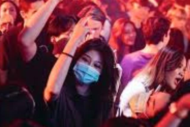 安东尼·福奇|福奇警告新冠可能达1918流感水平，后者致约5亿人感染数千万人死