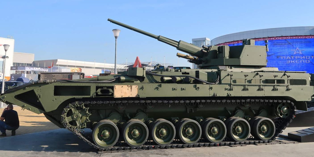 据了解,该款战车就是t-15步兵战车,从技术根源上看,它与t-14阿玛塔