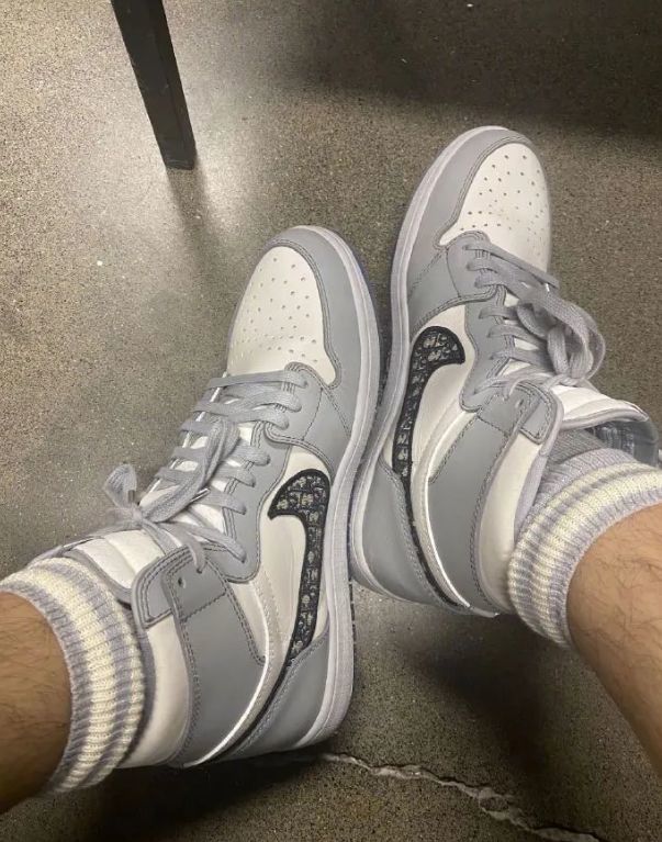 tfboys集体晒腿毛王俊凯的茂密王源的诱惑而千玺的谁能扛得住