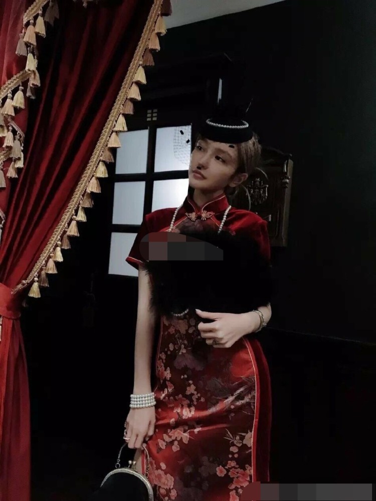 周扬青|周扬青晒旗袍照美出新高度，犹如那从画里走出来的女人，罗志祥看了会后悔吗