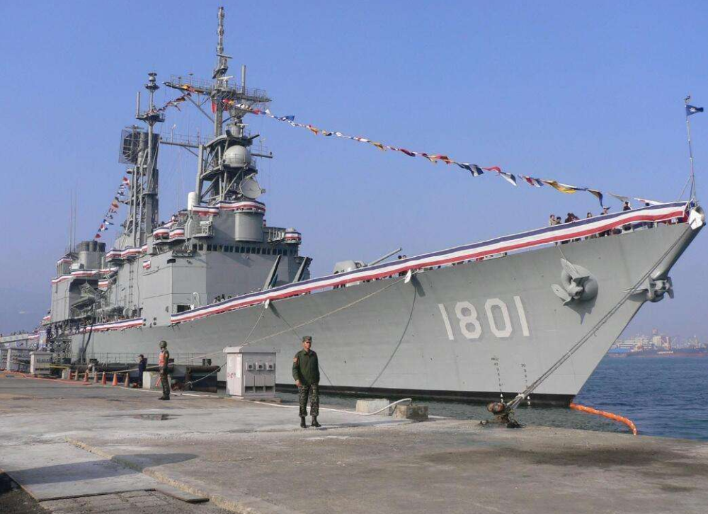 基隆级驱逐舰命运多舛的台湾海军大当家