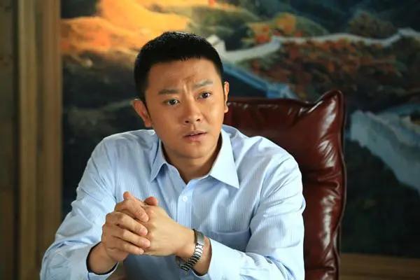 李晨|拒绝网络暴力？李晨泪洒《奔兄》却遭网友质问：还记得插刀教吗？