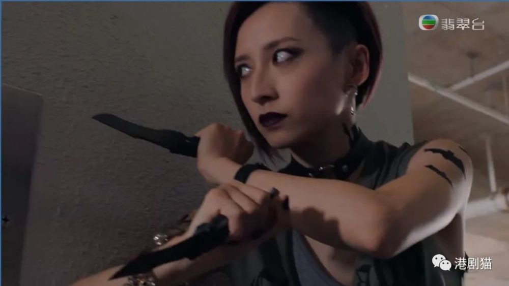 【杀手】龚嘉欣直入雪柜超唔"老黎" 被黎耀祥调教打出爱火_腾讯新闻