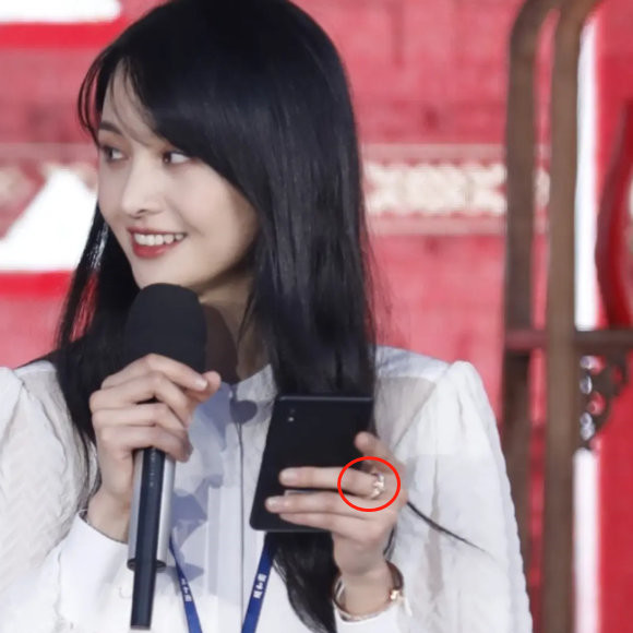 复合有望郑爽与张翰戴同款情侣戒指被质疑发送爱的信号