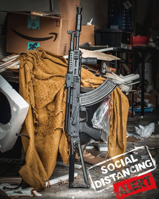 ak步枪越改越疯!步枪改装外型参考录,这种战术控才吸引人