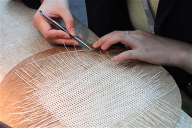 凉席|农妇藏有传家宝，世间仅有三件无法复制，后被专家用300元收走