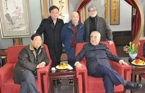 范曾|范曾写的字能称为书法吗？能登大雅之堂吗？