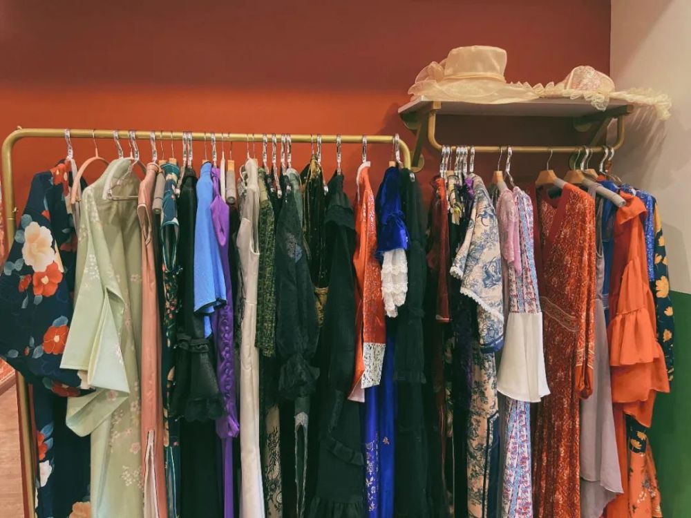 江汉路换装体验馆n种风格随意切换轻松get大片