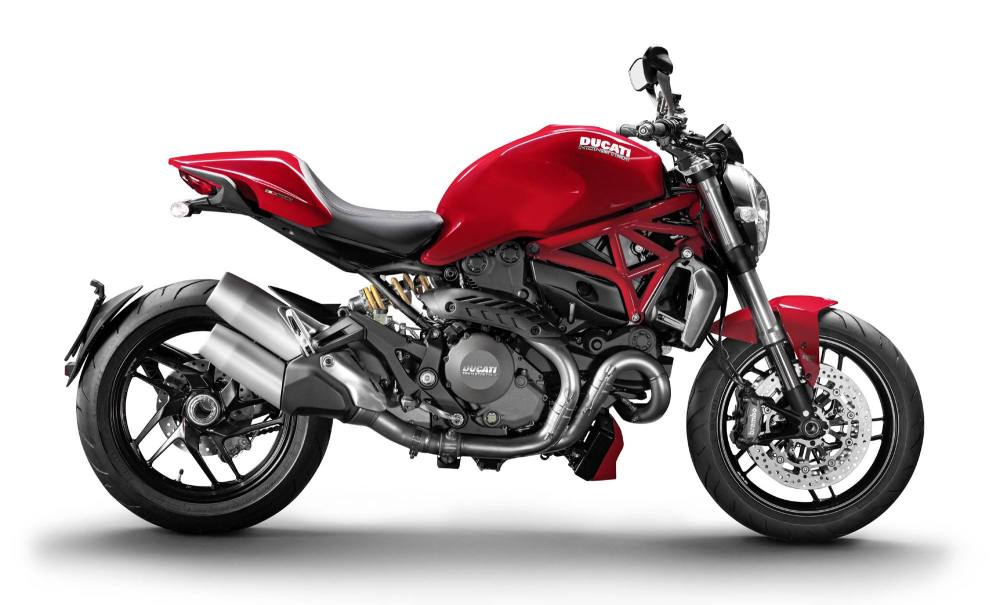 2021款杜卡迪monster821,它在德国的测试中被拍到,新款的monster821