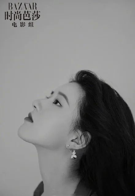 刚走红就轧戏别了吧妹妹