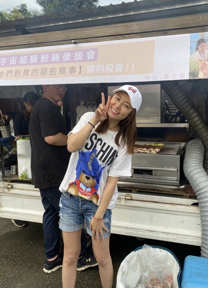 林心如|林心如霍建华日常“腻歪”，参加好友生日派对，俩人私生活真丰富
