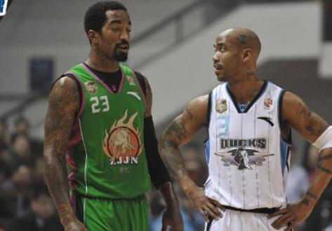 钟南山第一铁粉!马布里把头像换成钟南山院士