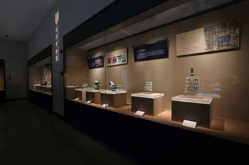 青铜器|出土时碎成上万块的文物，专家花3年修复，感叹像“穿越之物”