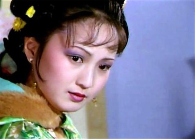 平儿|红楼梦：平儿，才貌双全品性好，在贾府却只能憋屈地生存