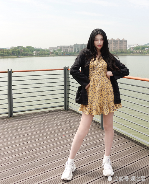 淡黄的长裙 李熙凝退赛后却火上热搜 你猜她后悔没有 如今有变化吗 腾讯新闻