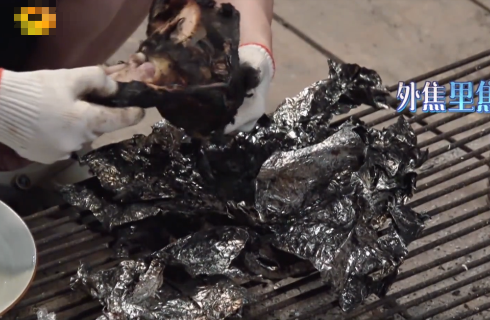 黄磊|向往4：叫花鸡烧焦，黄磊没面子，谁注意第一个人赏脸试吃的人？