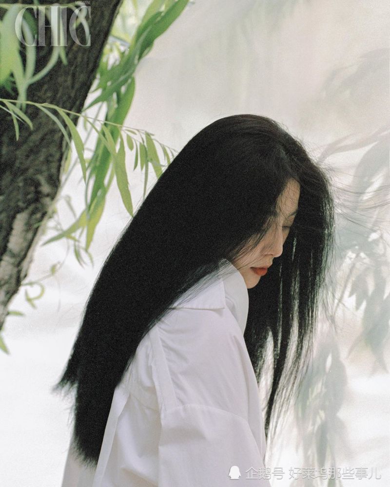 范冰冰|范冰冰一袭白衣犹如仙女下凡 美人卷珠帘不知心恨谁