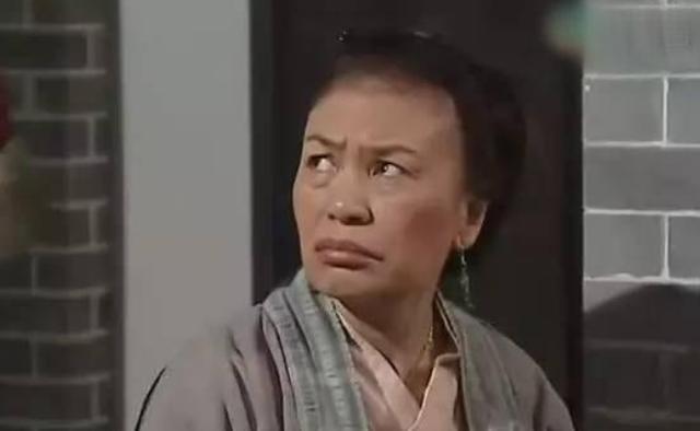 余慕莲冷清度过83岁生日独居多年的她不希望拖累别人想在睡梦中离开