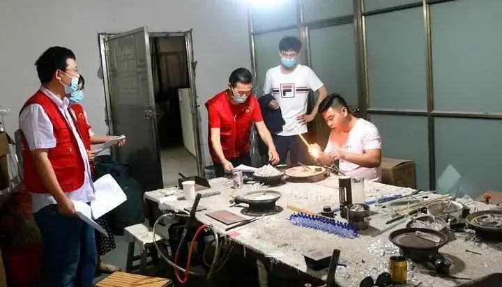 按积分入读公办学校为外来务工者送去 定心丸 腾讯新闻