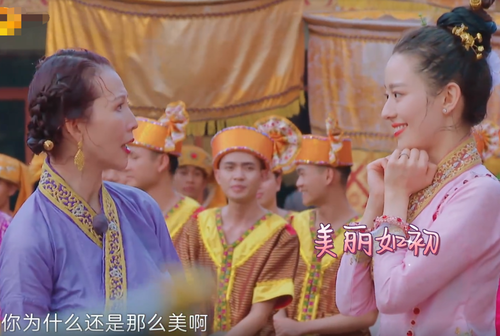 吉娜|吉娜以为去泼水节会暴露真实颜值，谁知一结束，被男生夸完全没变过