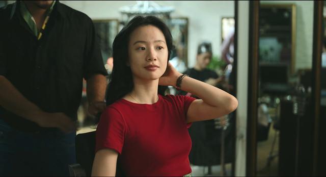 隐秘的角落|《隐秘的角落》：看了90后李梦饰演的王瑶，没人觉得她潜力无限吗