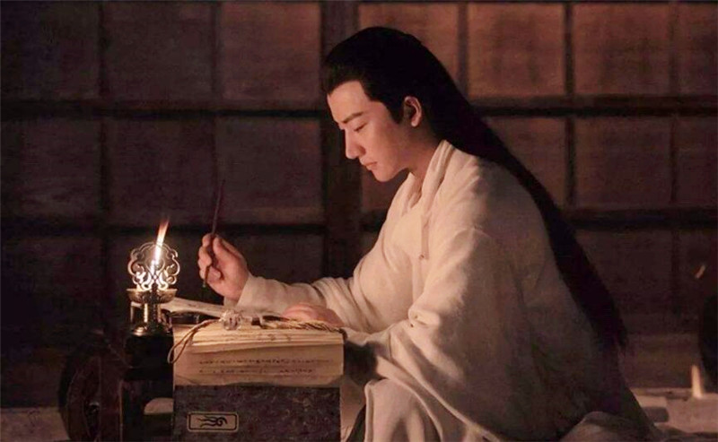 唐朝|诗鬼李贺写“天若有情天亦老”，唐朝没人能接上，宋朝才现下半句