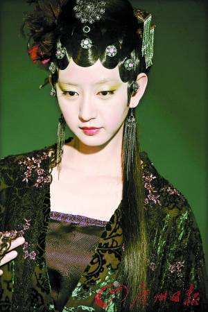 秦可卿|秦可卿与贾珍偷试的时候，丫头瑞珠为什么也在房内？贾母说出答案