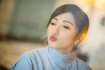 万茜|“姬圈扛把子”万茜泪崩：又A又飒的她，原来也有不为人知的一面