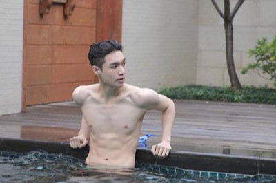 杨和苏|男人味十足！娱乐圈中不止有奶油小生，同样还有肌肉猛男