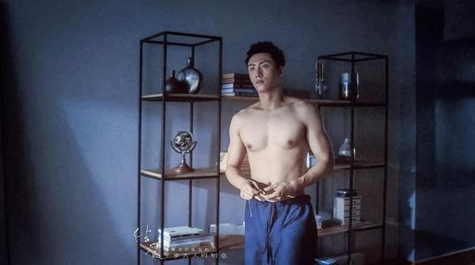 杨和苏|男人味十足！娱乐圈中不止有奶油小生，同样还有肌肉猛男